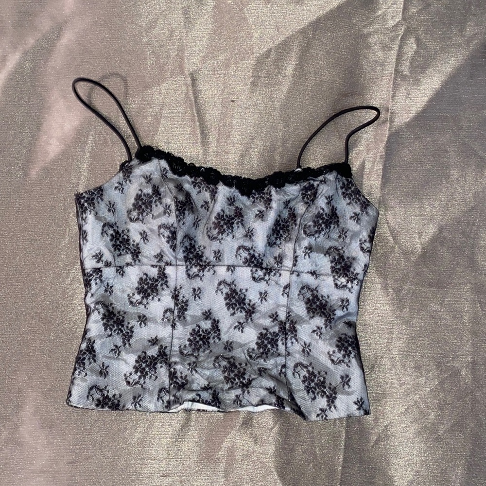 Cute zip up crop top